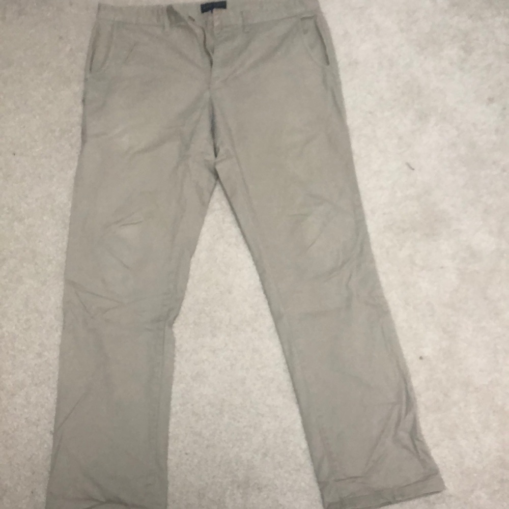 Men’s Five Four Khaki Pants. Size 34